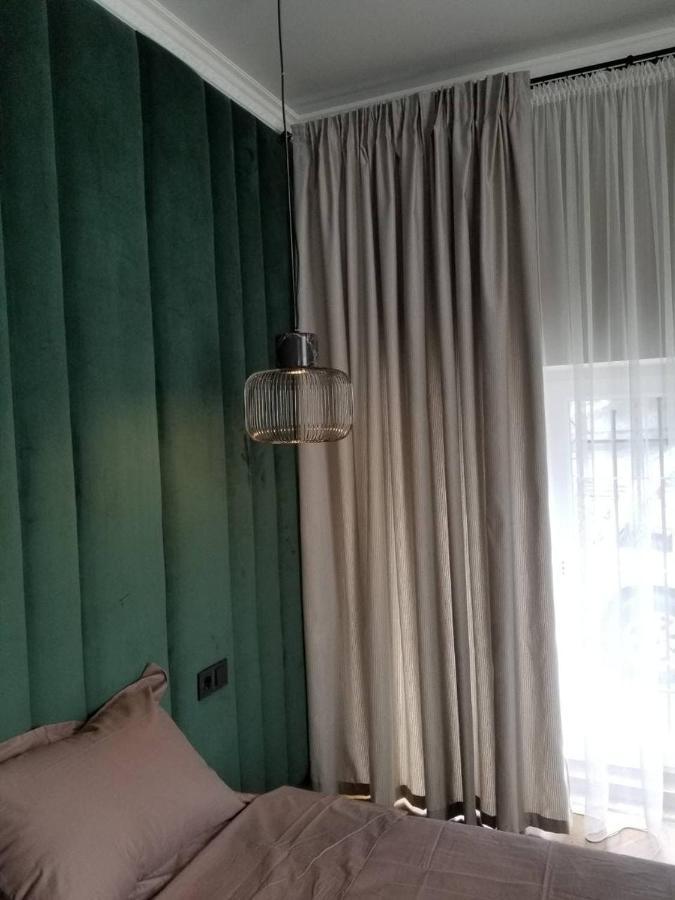 на большем фонтане 1 Apartment Odesa